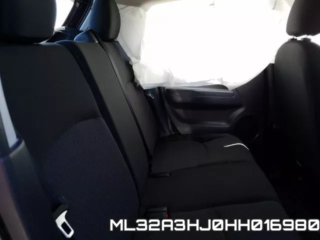 ML32A3HJ0HH016980_6.webp