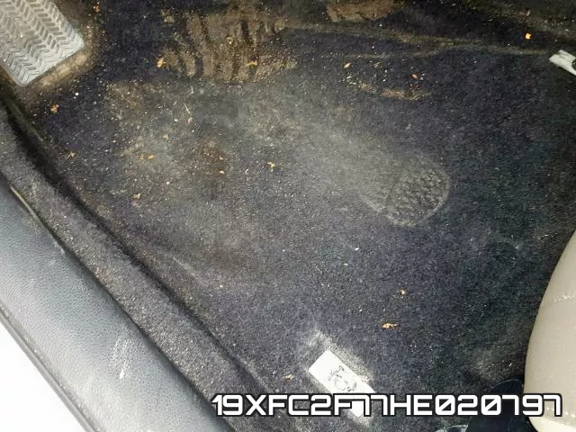 19XFC2F77HE020797_9.webp