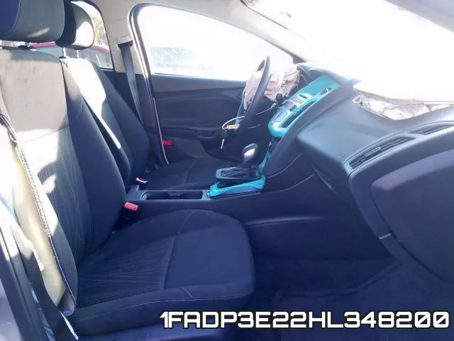 1FADP3E22HL348200_5.webp