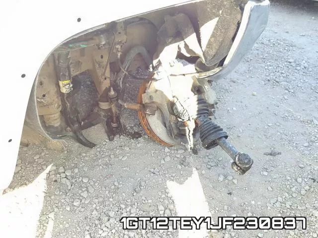 1GT12TEY1JF230837_9.webp