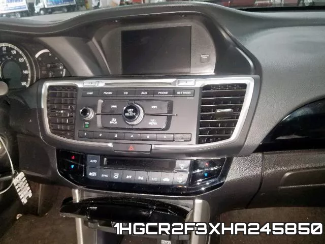1HGCR2F3XHA245850_9.webp