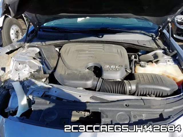 2C3CCAEG5JH142684_7.webp