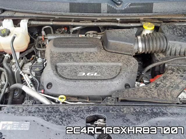 2C4RC1GGXHR837007_7.webp