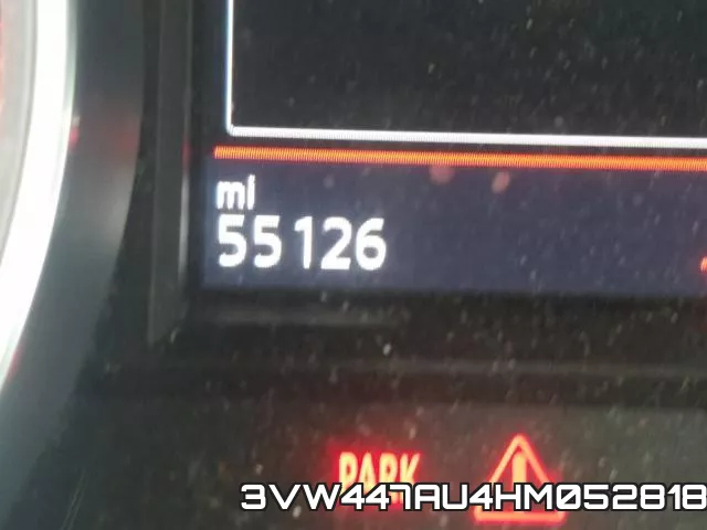 3VW447AU4HM052818_8.webp