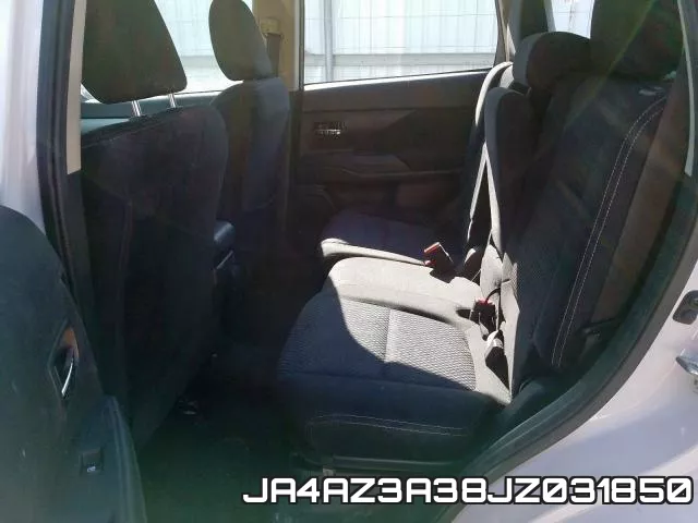 JA4AZ3A38JZ031850_6.webp