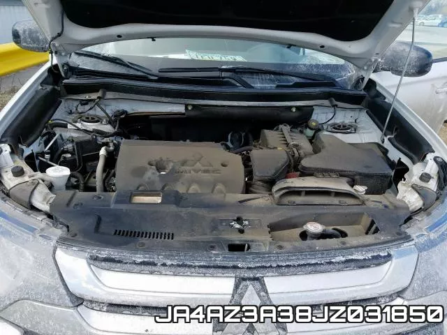 JA4AZ3A38JZ031850_7.webp