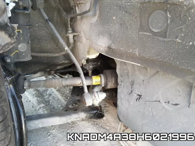 KNADM4A38H6021996_9.webp