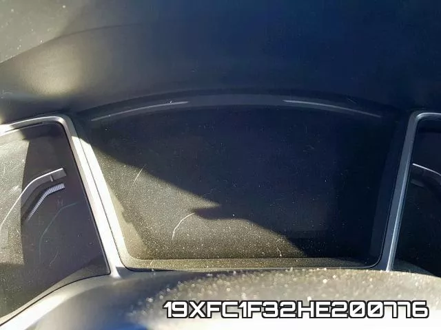 19XFC1F32HE200776_8.webp