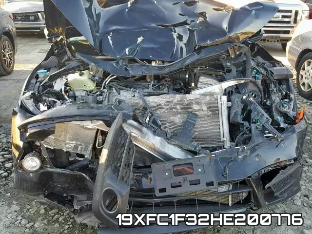 19XFC1F32HE200776_9.webp