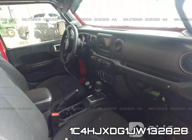1C4HJXDG1JW132828_5.webp