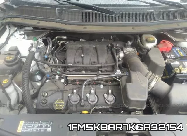 1FM5K8AR7KGA32154_10.webp