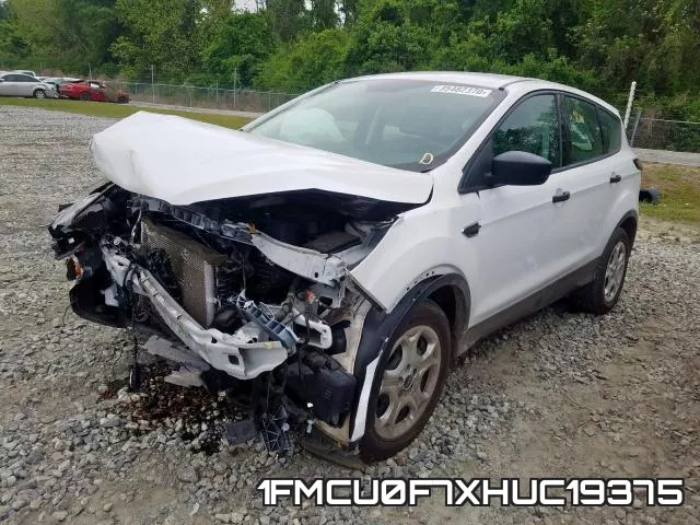 1FMCU0F7XHUC19375_2.webp