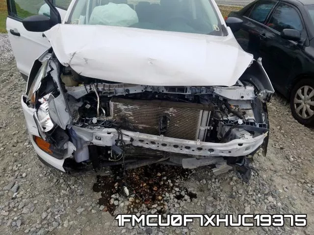 1FMCU0F7XHUC19375_7.webp