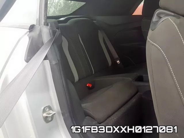 1G1FB3DXXH0127081_6.webp