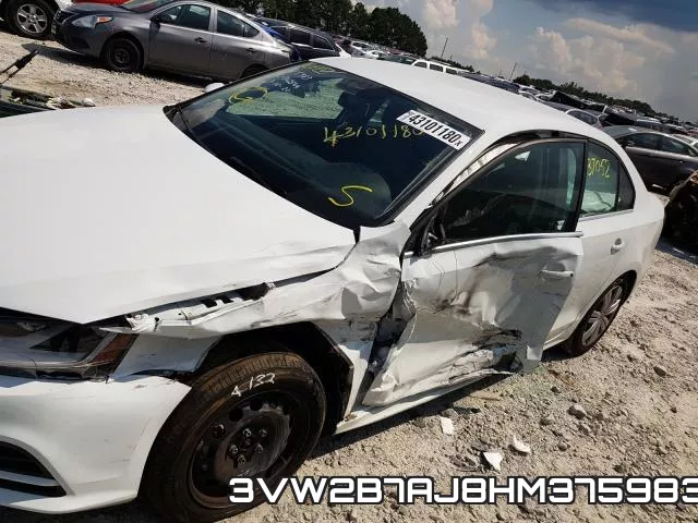 3VW2B7AJ8HM375983_9.webp