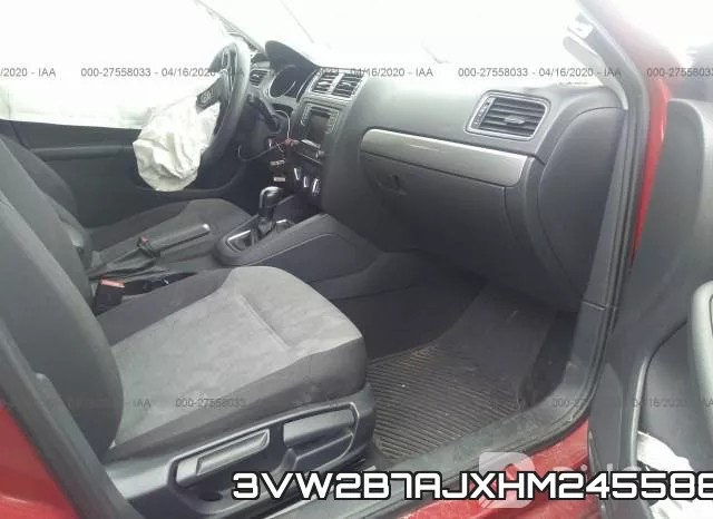 3VW2B7AJXHM245588_5.webp