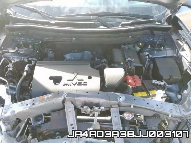 JA4AD3A38JJ003107_7.webp