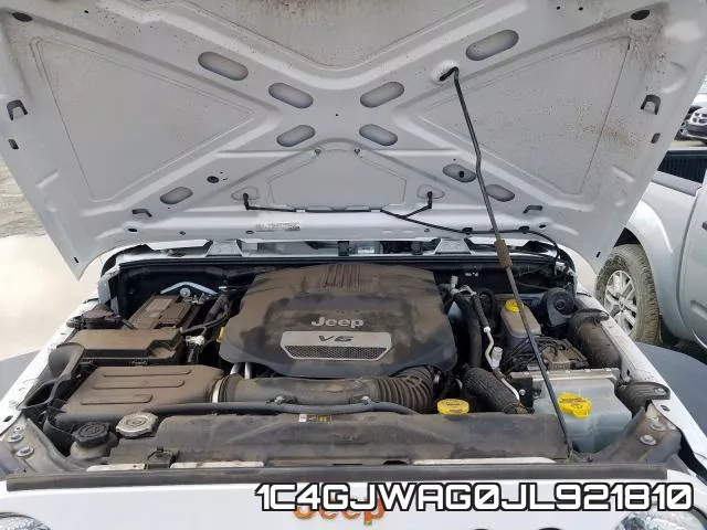 1C4GJWAG0JL921810_7.webp
