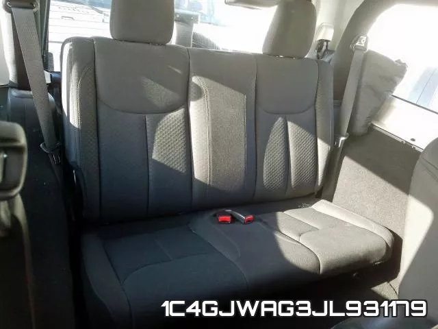 1C4GJWAG3JL931179_6.webp