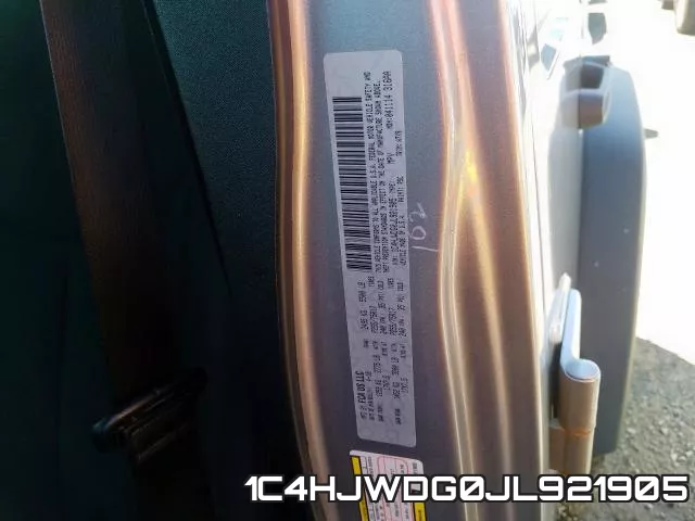 1C4HJWDG0JL921905_10.webp