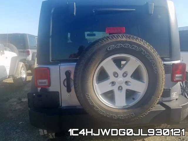 1C4HJWDG0JL930121_9.webp
