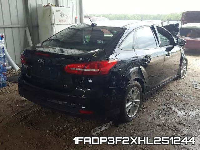 1FADP3F2XHL251244_4.webp