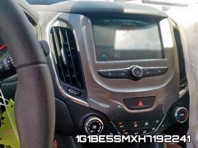 1G1BE5SMXH7192241_9.webp