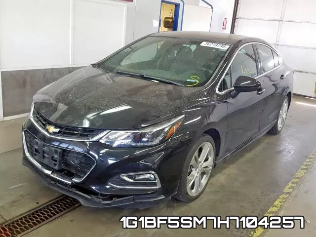 1G1BF5SM7H7104257_2.webp
