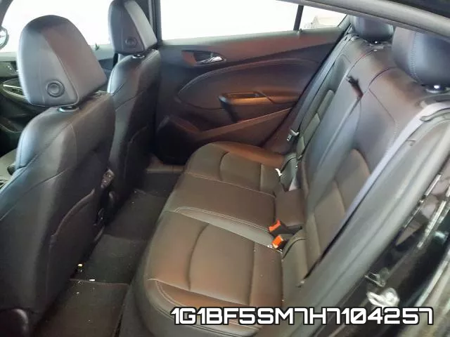 1G1BF5SM7H7104257