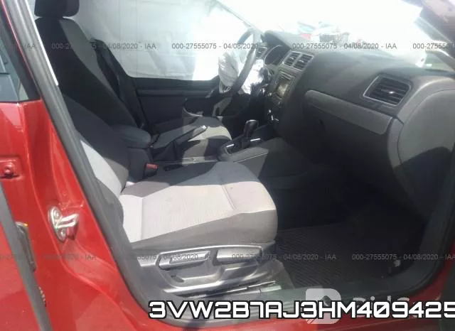 3VW2B7AJ3HM409425_5.webp