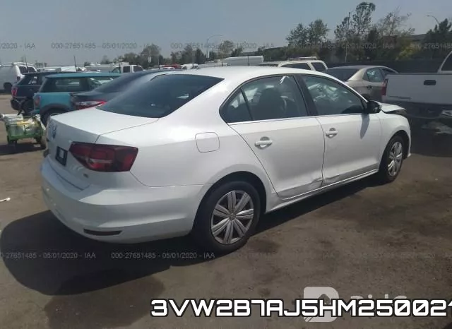 3VW2B7AJ5HM250021_4.webp