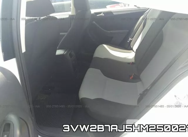 3VW2B7AJ5HM250021_8.webp