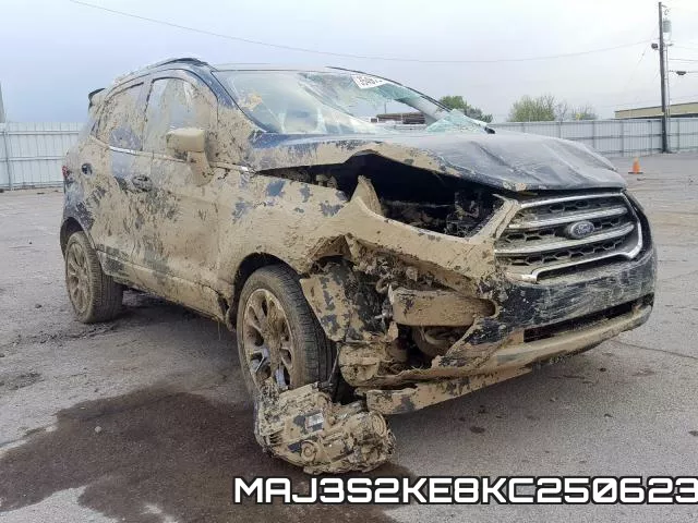 MAJ3S2KE8KC250623_1.webp