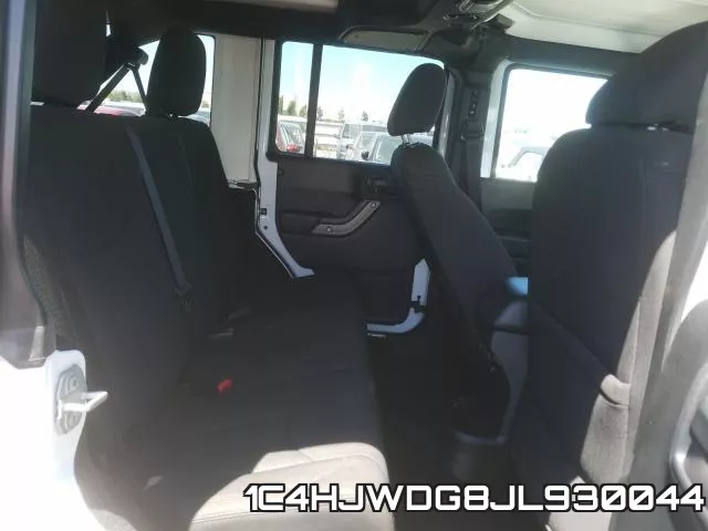 1C4HJWDG8JL930044_6.webp