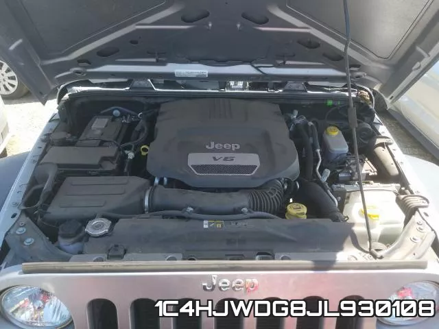 1C4HJWDG8JL930108_7.webp