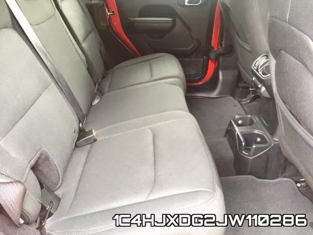 1C4HJXDG2JW110286_6.webp