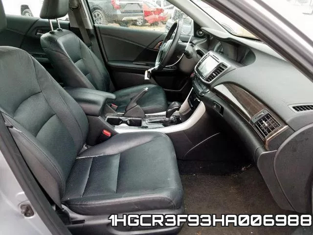 1HGCR3F93HA006988_5.webp