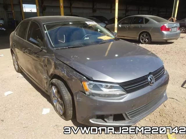 3VWD17AJ2EM220742