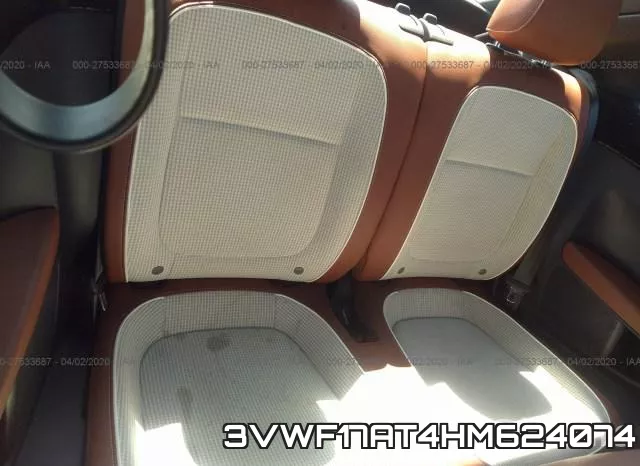 3VWF17AT4HM624074_8.webp