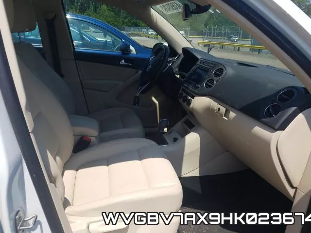 WVGBV7AX9HK023674_5.webp