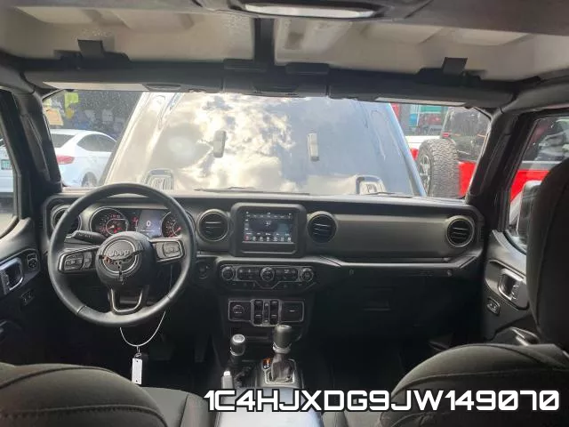 1C4HJXDG9JW149070