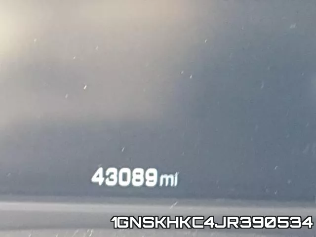 1GNSKHKC4JR390534_8.webp
