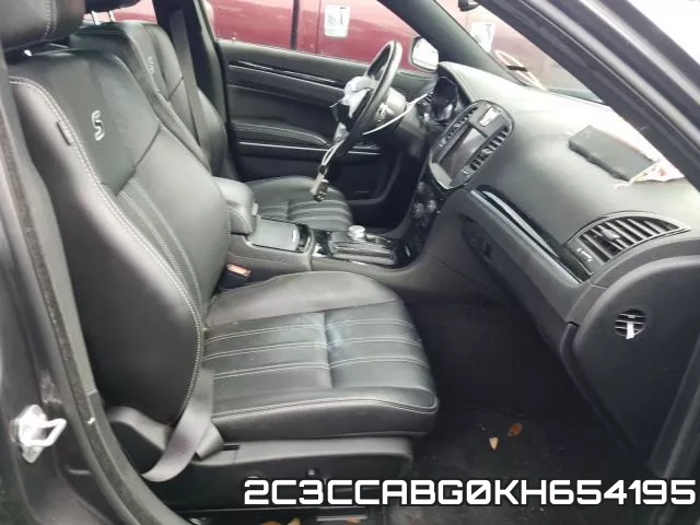 2C3CCABG0KH654195_5.webp