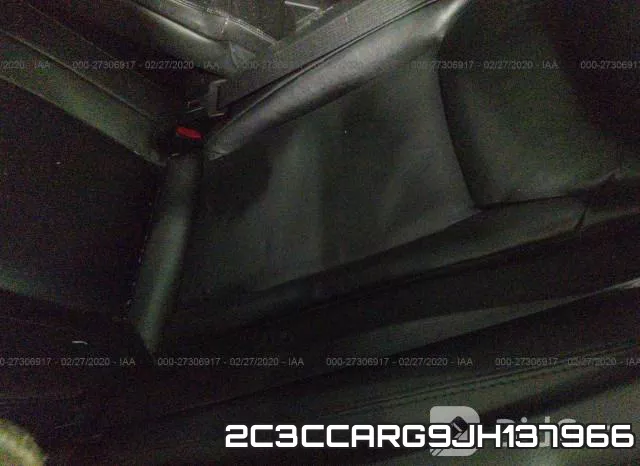 2C3CCARG9JH137966_8.webp