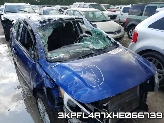 3KPFL4A7XHE066739_9.webp