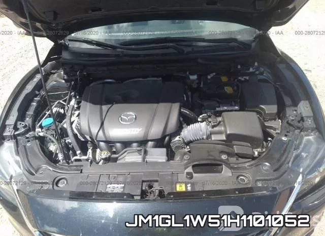 JM1GL1W51H1101052_10.webp