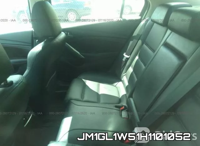 JM1GL1W51H1101052_8.webp