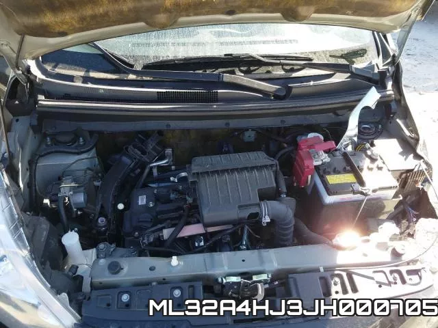 ML32A4HJ3JH000705_7.webp