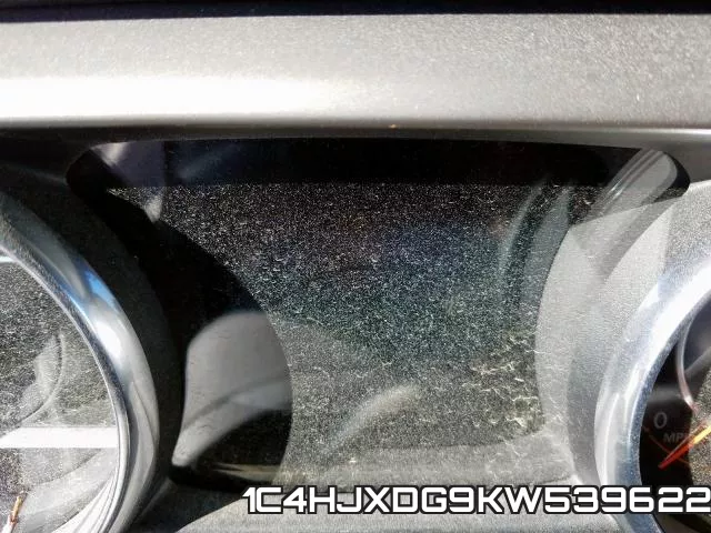 1C4HJXDG9KW539622_8.webp