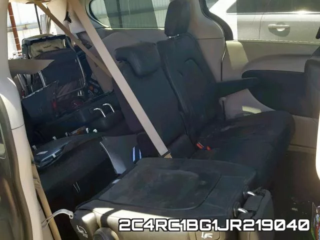 2C4RC1BG1JR219040_6.webp